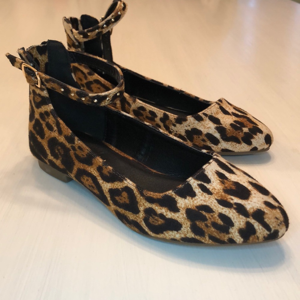 Madden Girl youth leopard shoes size 1